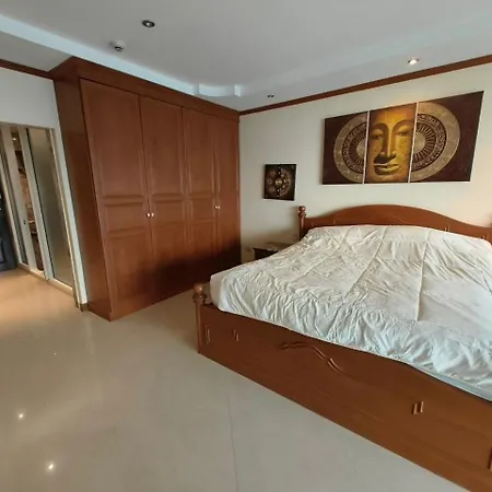 อพาร์ทเม้น Viewtalay 6 Premium Pattaya