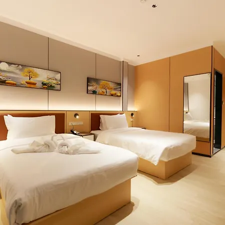 Banana South โรงแรม *
