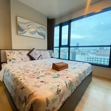 2 Bed At Excellent Location - In Class *