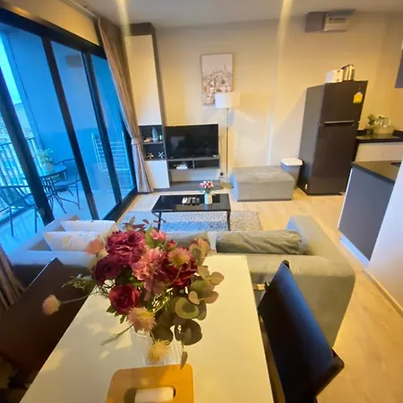 Apartment 2 Bed At Excellent Location - In Class