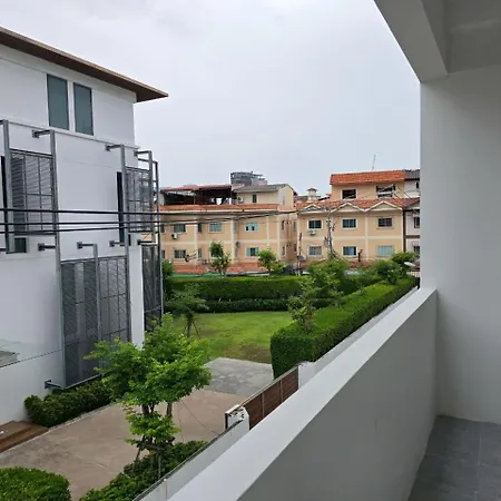 Srinn Klang 3* Pattaya