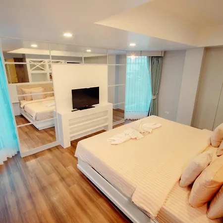 Nova Sea View Hotel Pattaya