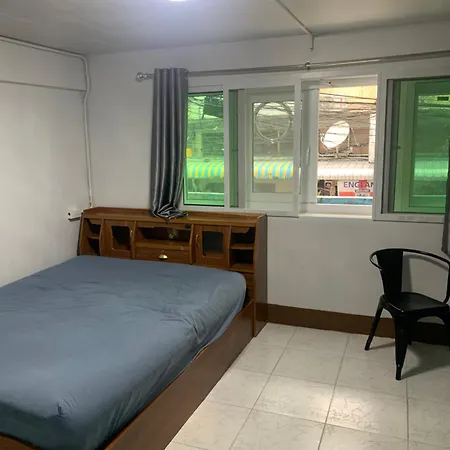 เดอะ จอลลี่ โรเจอร์ บ้านพัก