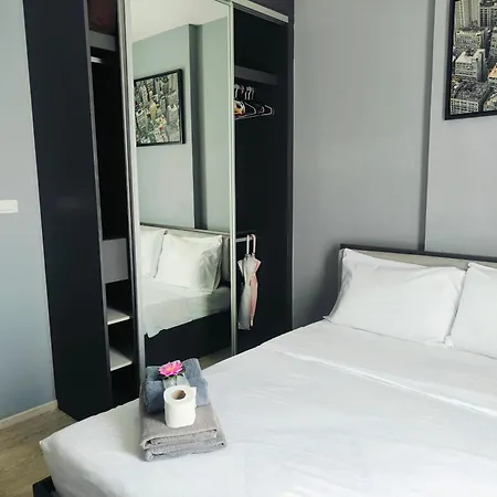 The Base Th * Pattaya