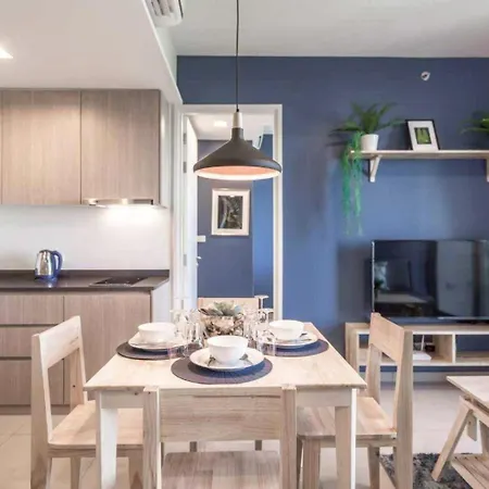 High Florida 2 Bedrooms 2 Bathrooms 4 People