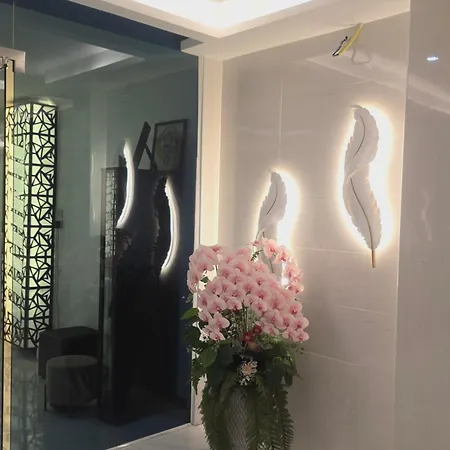 Titanic Residence-7 Minute Walk To The Pattaya