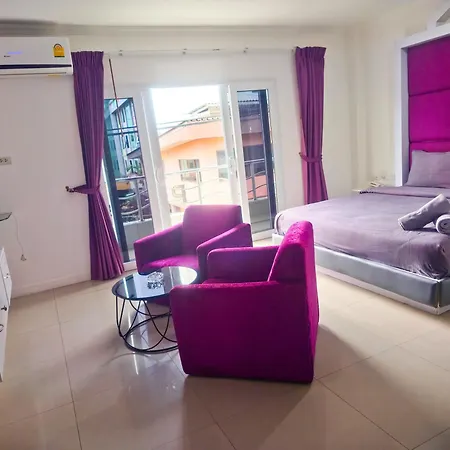 Titanic Residence-7 Minute Walk To The โรงแรม 4*