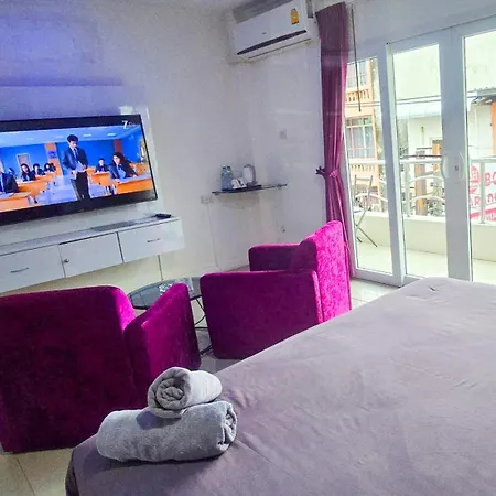 Titanic Residence-7 Minute Walk To The Pattaya