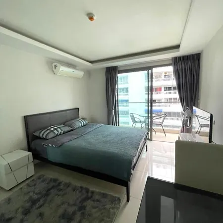 Laguna Bay 2, With Sea View Rooftop Pool อพาร์ทเม้น *