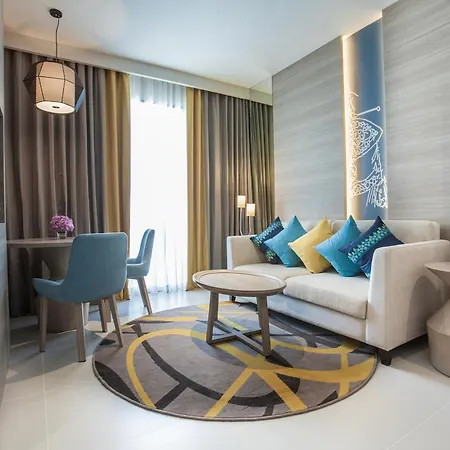 Mercure Ocean 4*