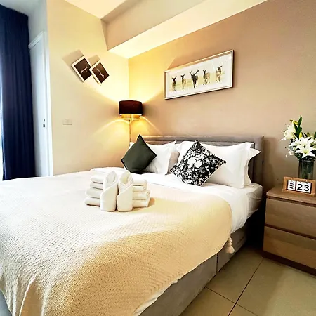 Unixx Sea View Pattaya