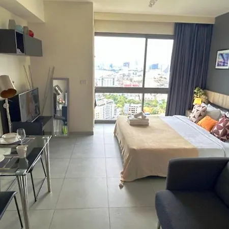 อพาร์ทเม้น Unixx Sea View