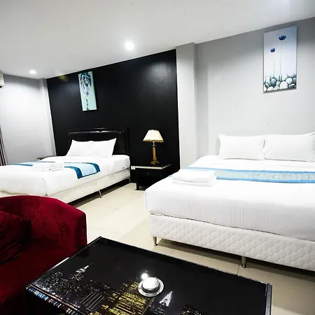 Golden Star Pattaya