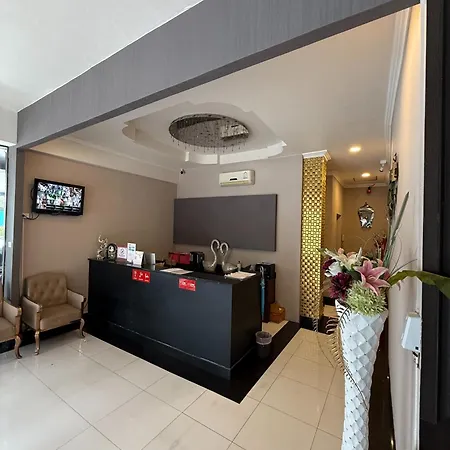 Golden Star Pattaya