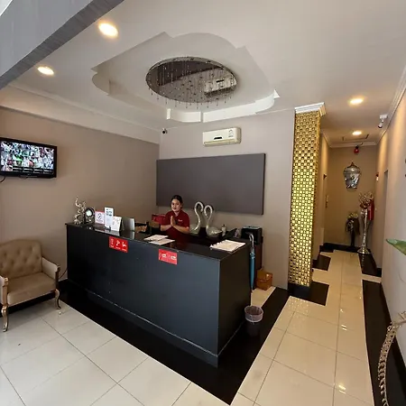 Golden Star Pattaya