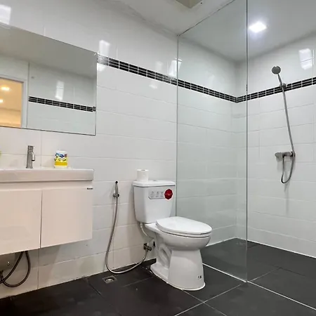Park Royal 3, Pratamnak Soi 6, อพาร์ทเม้น