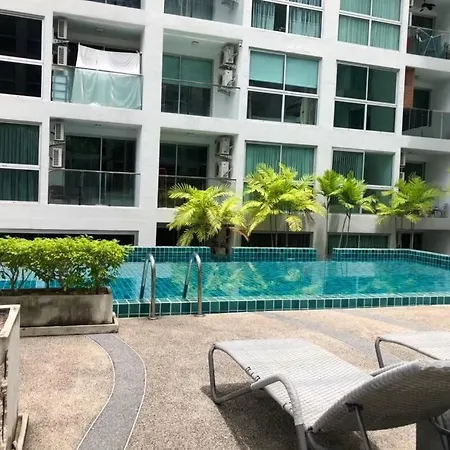 Park Royal 3, Pratamnak Soi 6,