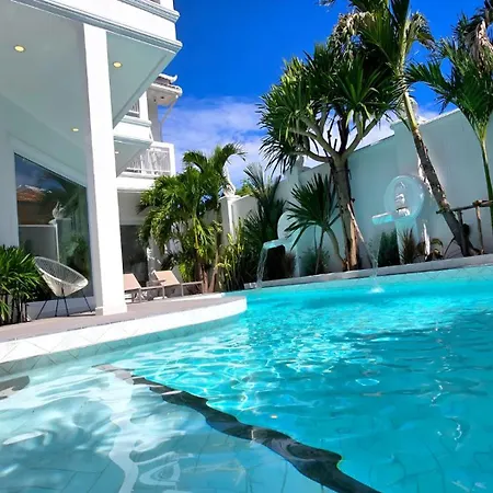 Nebuland Luxury Pool Walking Street * Pattaya