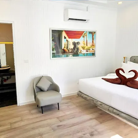 Nebuland Luxury Pool Walking Street *