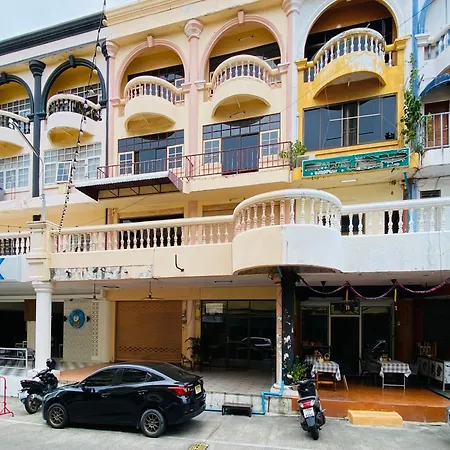 ที่พัก Jomstay Pattaya