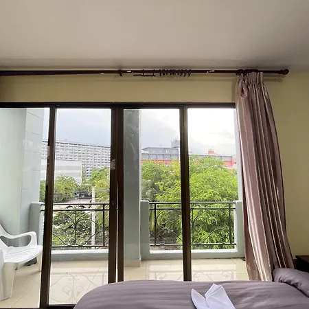 โรงแรม Lucky Pattaya