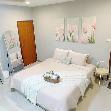 วิลล่า Sun And Moon House Pattaya