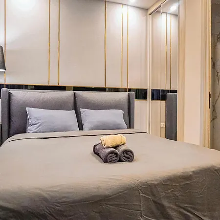 Panora - Luxury Sea Front Apartment *