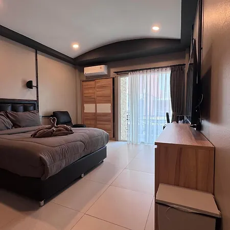 Hotel Cloud9 Reloaded Pattaya