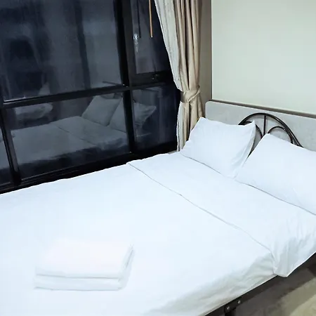 อพาร์ทเม้น Llx At The Base Pattaya