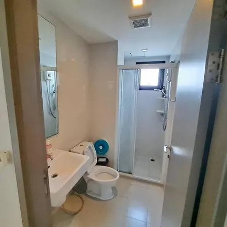 อพาร์ทเม้น Sea View 2 Bed Rare Find Great Location *