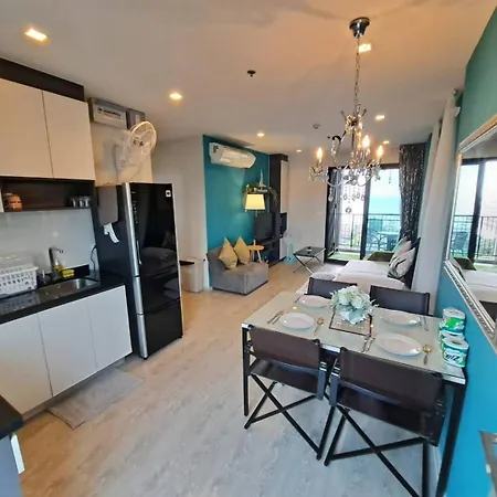 Sea View 2 Bed Rare Find Great Location Pattaya