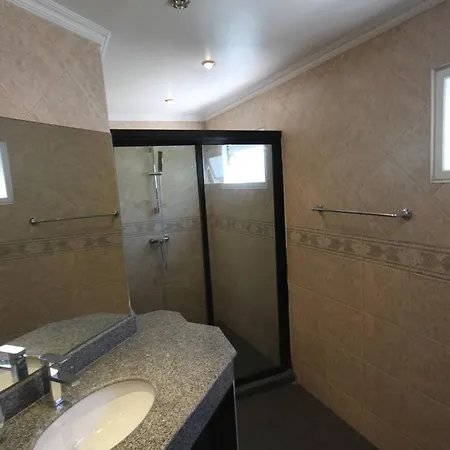 Spacious 115sqm Luxury Style Apartment