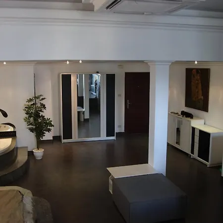 Spacious 115sqm Luxury Style Apartment