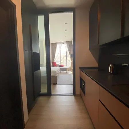 The Edge Apartment *