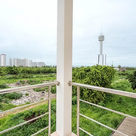Apartment Mega By Neeranuch Pattaya
