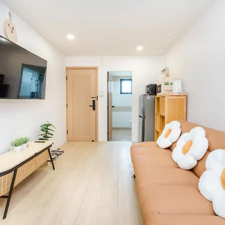 Apartment Mega By Neeranuch Pattaya