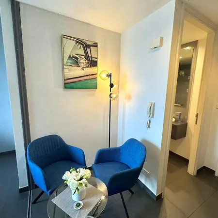Unixx Sea View Walking Street 5 Min Pool & Gym Apartment *