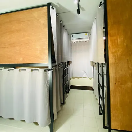ที่พัก Jomstay *