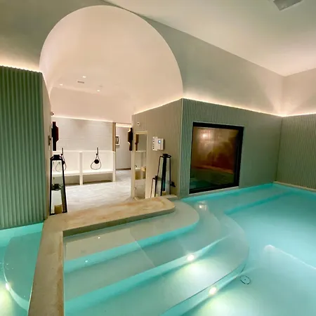 Arom Wongamat 4* Pattaya