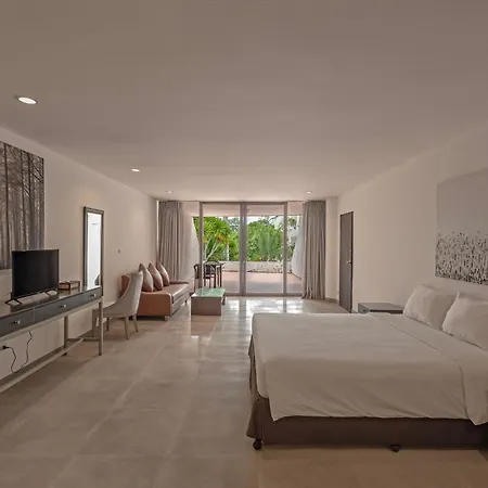 Resort Tropicana 4*