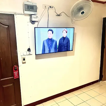 Lewiinski's บ้านพัก 3*