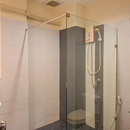 The Hideaway Hotel 3*