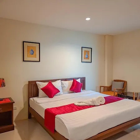 The Hideaway 3*