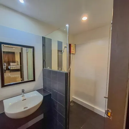 The Hideaway Hotel 3*