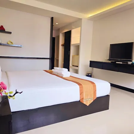 บารอน บีช 4* Pattaya