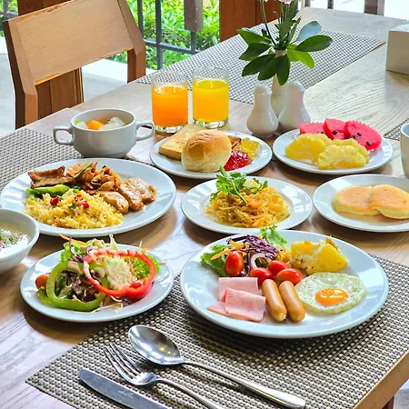 Welcome World Beachfront โรงแรม 4*