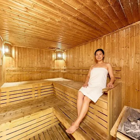 อพาร์ทเม้น Pattaya Jomtien Apartments L Guest Friendly L Waterpark Gym Sauna Jacuzzi
