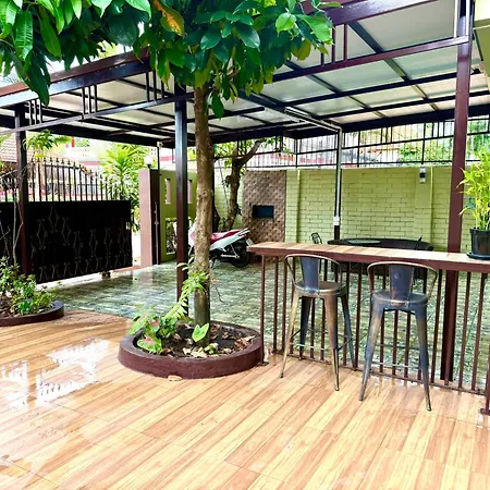 Warisa Happy Pool Near *