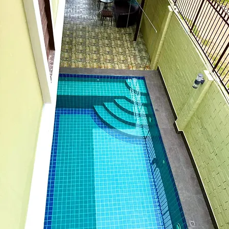 Warisa Happy Pool Near Pattaya