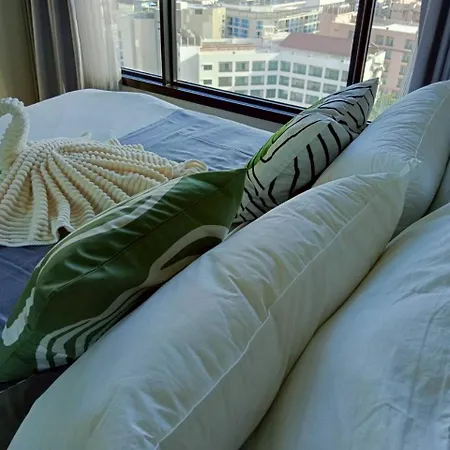 อพาร์ทเม้น The Base Pattaya, High Floor, Seaview *